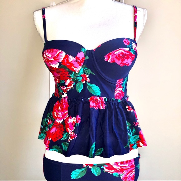 Unique and Classic Other - Unique and Classic 2 piece swimsuit suit